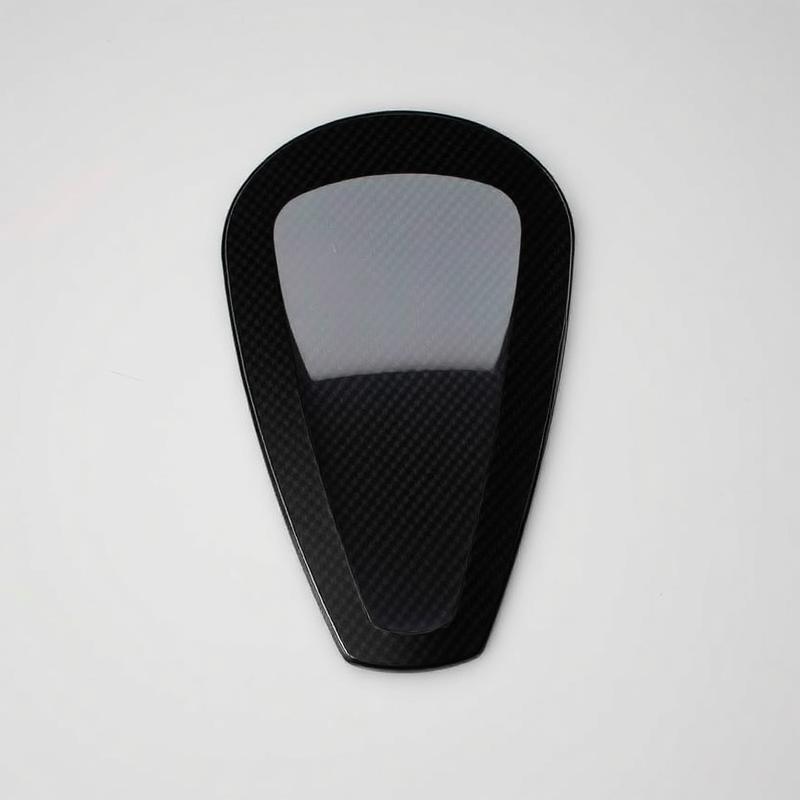 কার্বন-লুক ট্যাংক প্যাড (ইউনিভার্সাল) — Puig — aftermarket